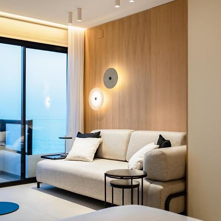 Aloha Apartamentos - Primera Linea De Playa - Vista Al Mar 贝纳尔马德纳 外观 照片