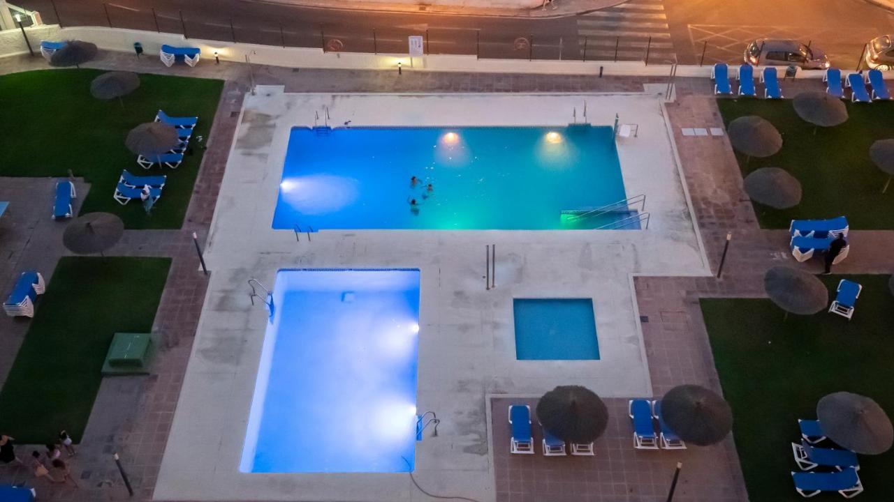 Aloha Apartamentos - Primera Linea De Playa - Vista Al Mar 贝纳尔马德纳 外观 照片