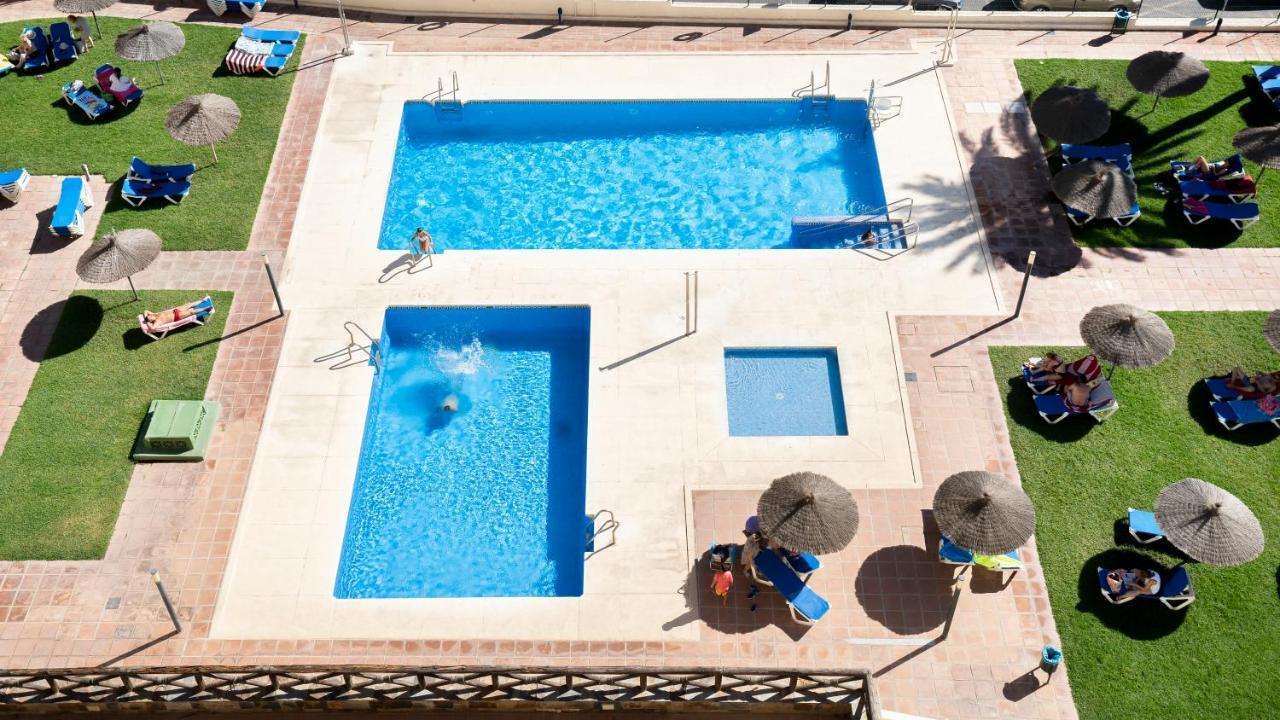 Aloha Apartamentos - Primera Linea De Playa - Vista Al Mar 贝纳尔马德纳 外观 照片