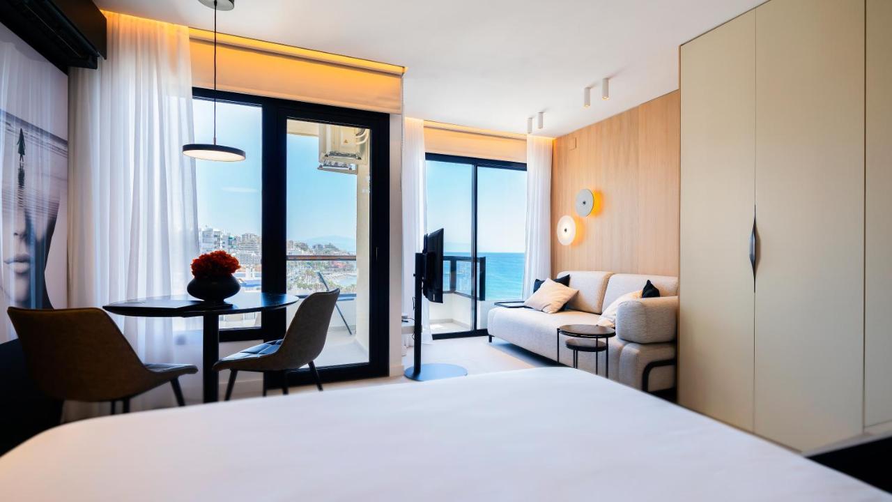 Aloha Apartamentos - Primera Linea De Playa - Vista Al Mar 贝纳尔马德纳 外观 照片